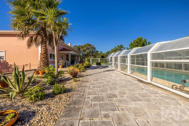 Moradia T4 para Venda em Santa Maria, São Pedro e Sobral da Lagoa Foto 37