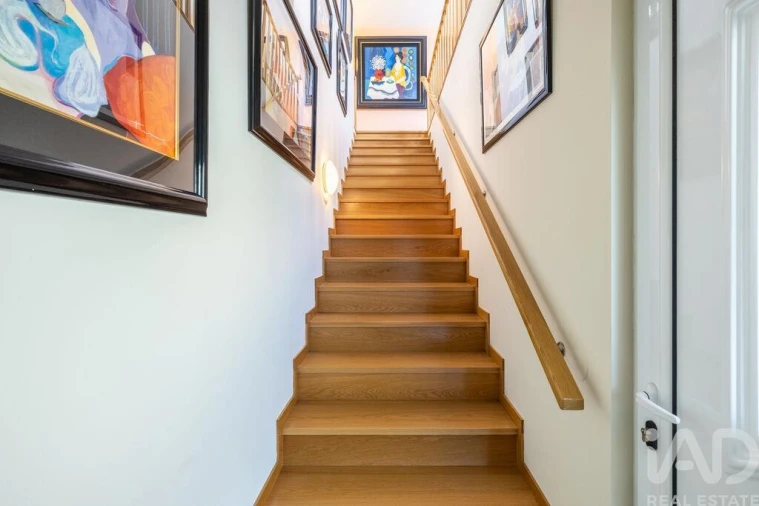 Moradia T4 para Venda em Santa Maria, São Pedro e Sobral da Lagoa Foto 26