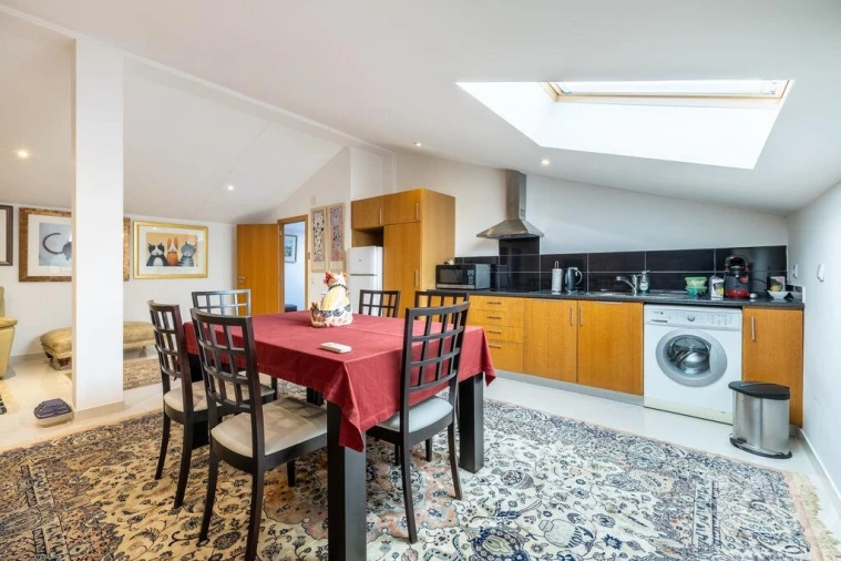 Moradia T4 para Venda em Santa Maria, São Pedro e Sobral da Lagoa Foto 30