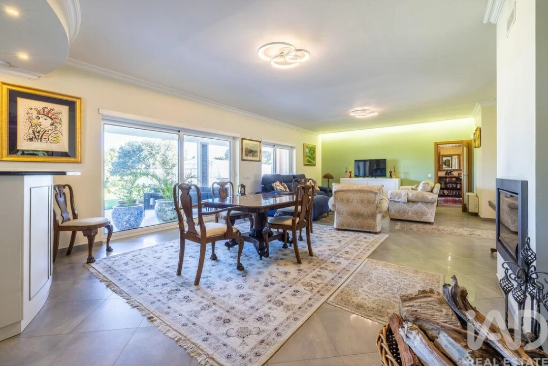 Moradia T4 para Venda em Santa Maria, São Pedro e Sobral da Lagoa Foto 7