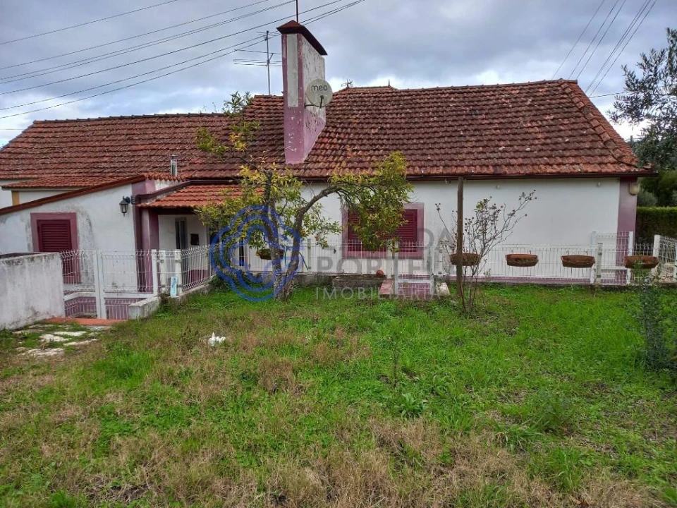 Moradia T2 para Venda em Ferreira do Zezere Foto 3