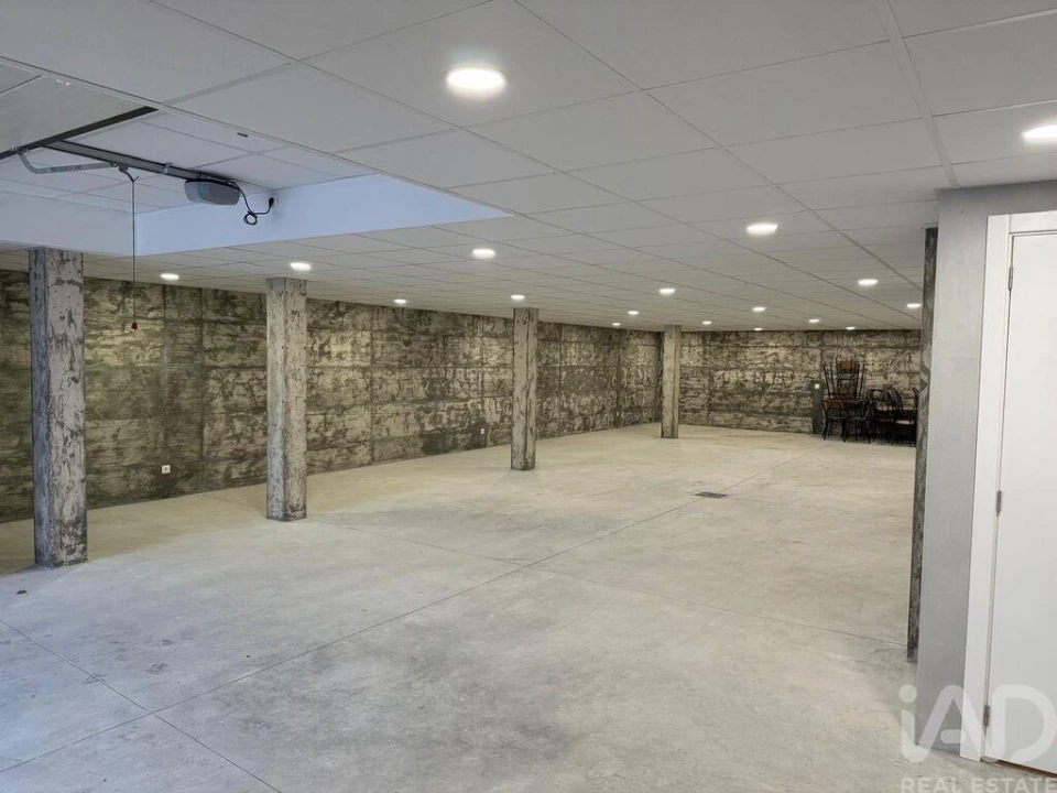 Moradia T4 para Venda em Recezinhos (São Mamede) Foto 21