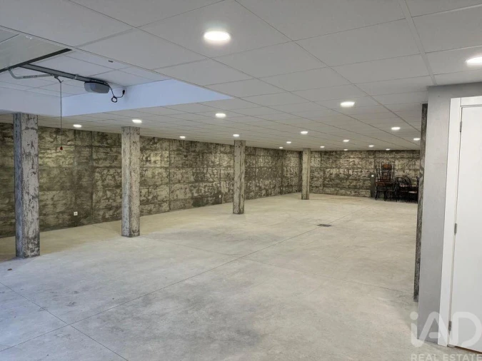 Moradia T4 para Venda em Recezinhos (São Mamede) Foto 21