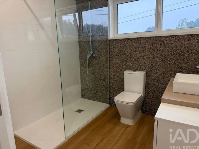 Moradia T4 para Venda em Recezinhos (São Mamede) Foto 18