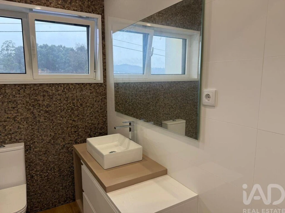 Moradia T4 para Venda em Recezinhos (São Mamede) Foto 19