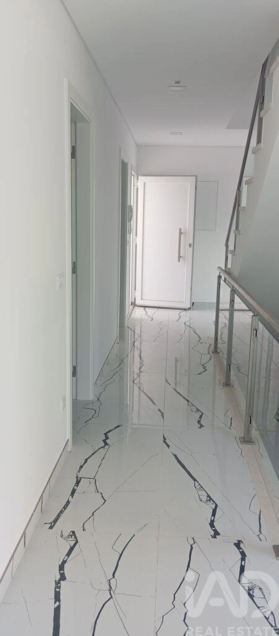 Moradia T4 para Venda em Antuzede e Vil de Matos Foto 2