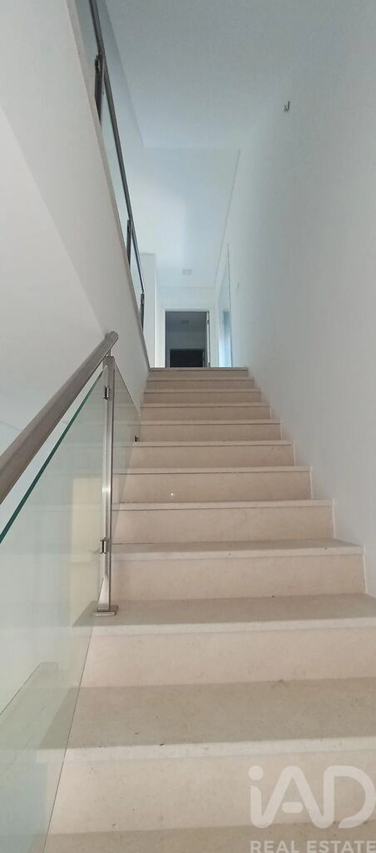 Moradia T4 para Venda em Antuzede e Vil de Matos Foto 16