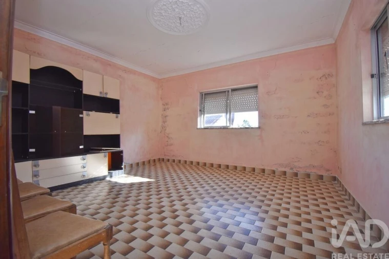 Moradia T6 para Venda em Semide e Rio Vide Foto 6