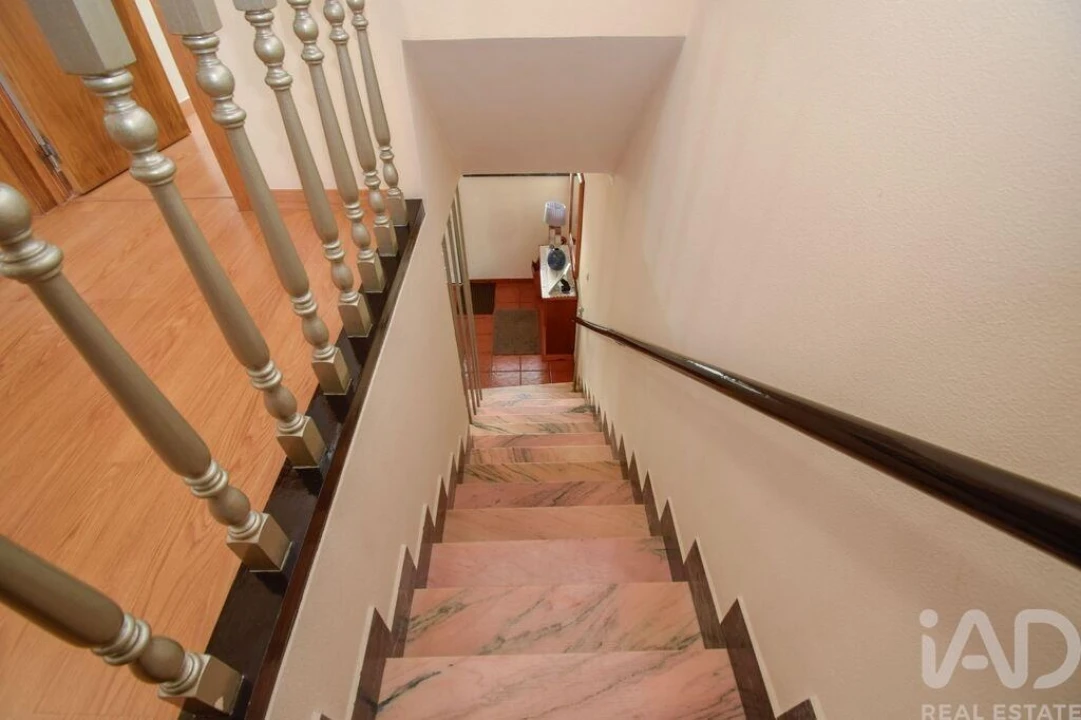 Moradia T4 para Venda em Algueirão-Mem Martins Foto 14