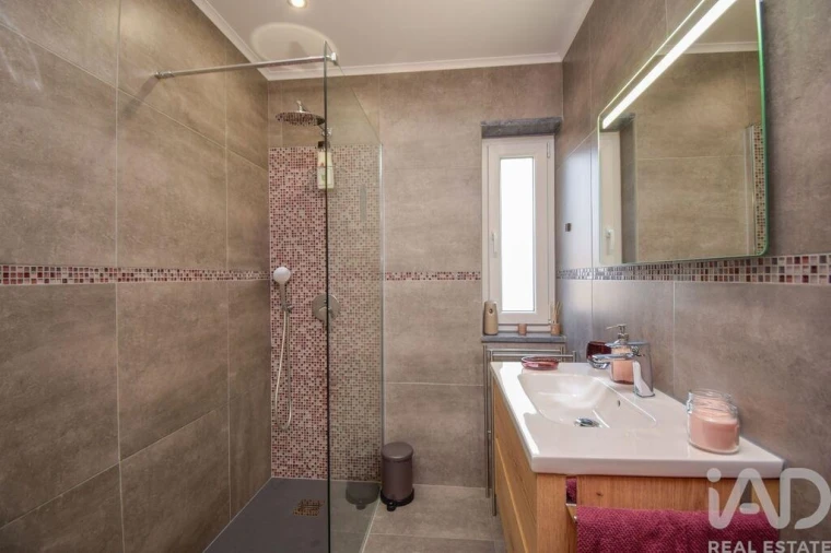 Moradia T4 para Venda em Algueirão-Mem Martins Foto 12