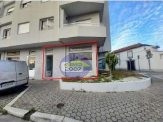 Loja para Venda em Mafamude e Vilar do Paraíso Foto 2