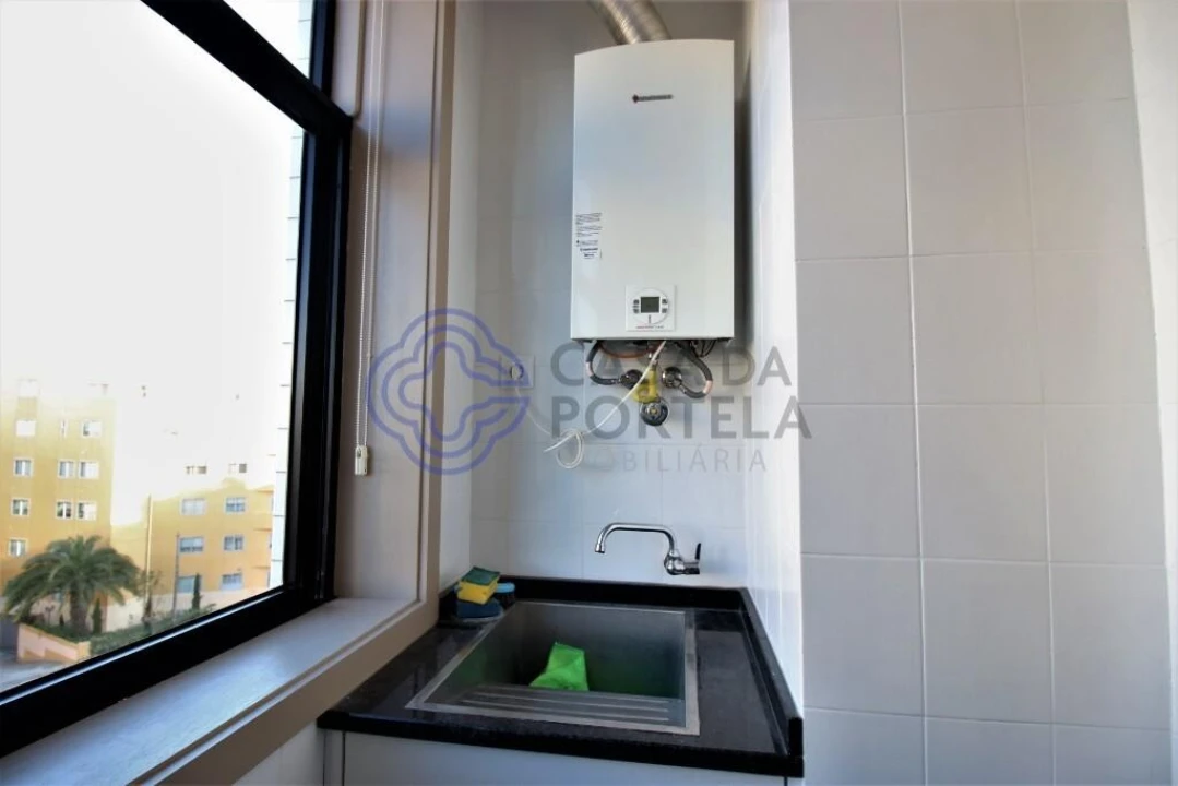 Apartamento T2 para Arrendamento em Santa Marinha e São Pedro da Afurada Foto 6