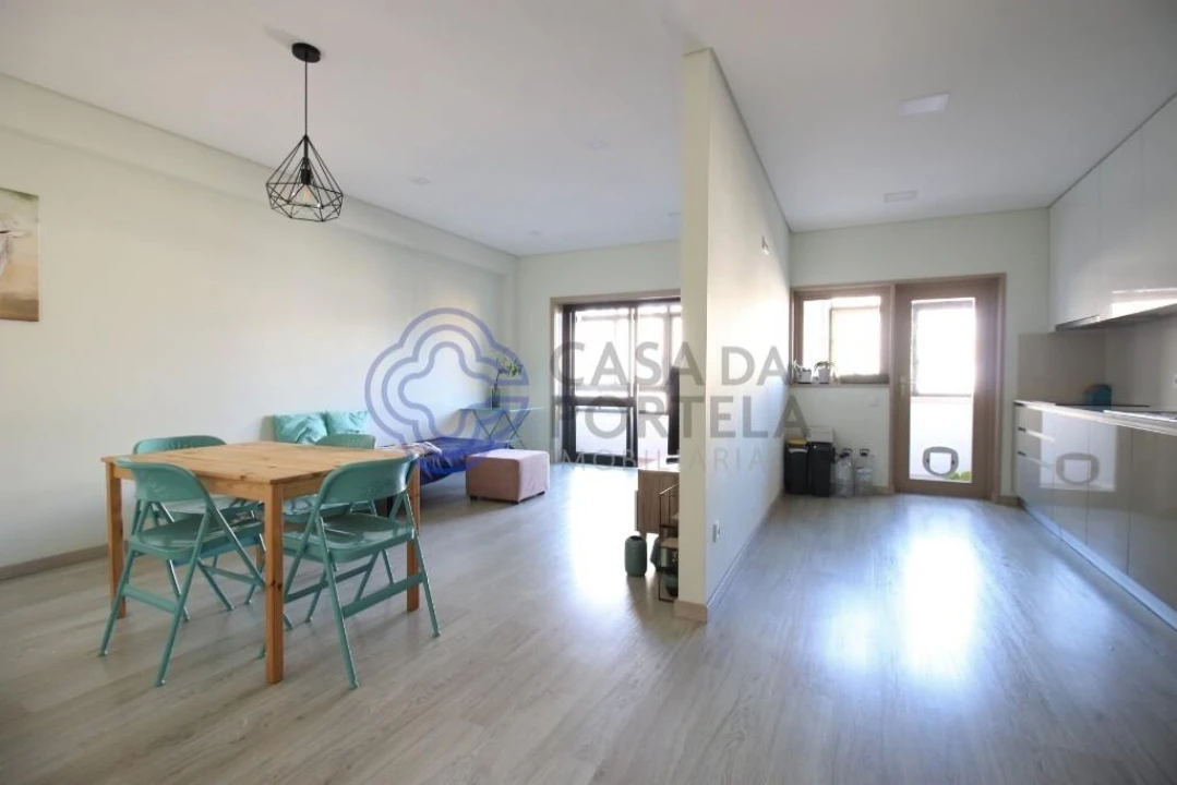 Apartamento T2 para Arrendamento em Santa Marinha e São Pedro da Afurada Foto 10