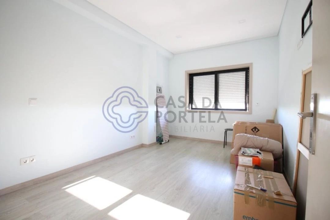 Apartamento T2 para Arrendamento em Santa Marinha e São Pedro da Afurada Foto 12