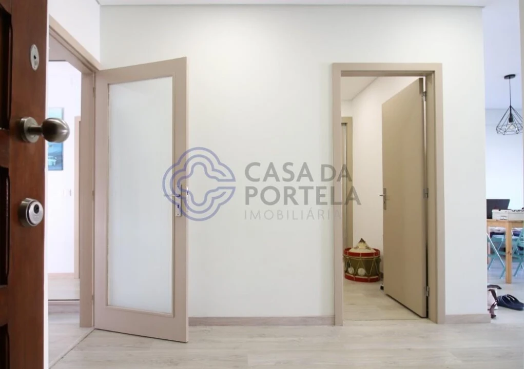 Apartamento T2 para Arrendamento em Santa Marinha e São Pedro da Afurada Foto 9