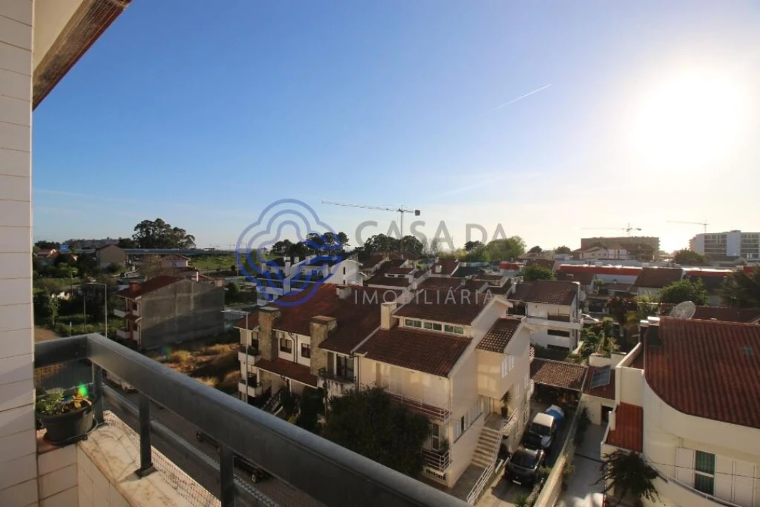 Apartamento T2 para Arrendamento em Santa Marinha e São Pedro da Afurada Foto 16