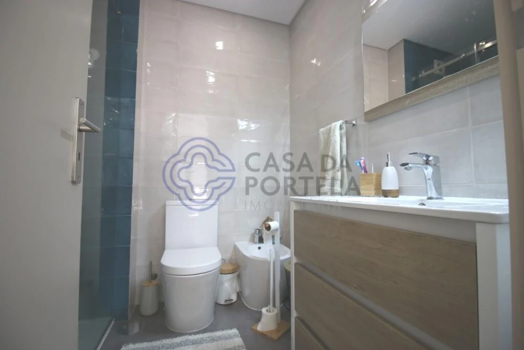 Apartamento T2 para Arrendamento em Santa Marinha e São Pedro da Afurada Foto 17