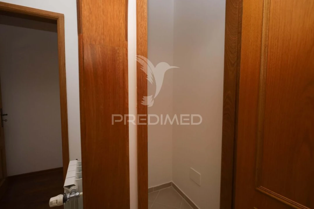 Apartamento T2 para Venda em São João Baptista Foto 18