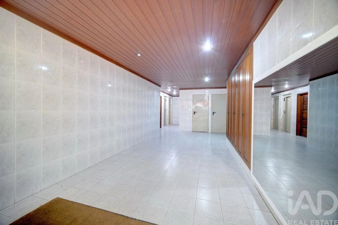 Apartamento T3 para Venda em Rio de Mouro Foto 23