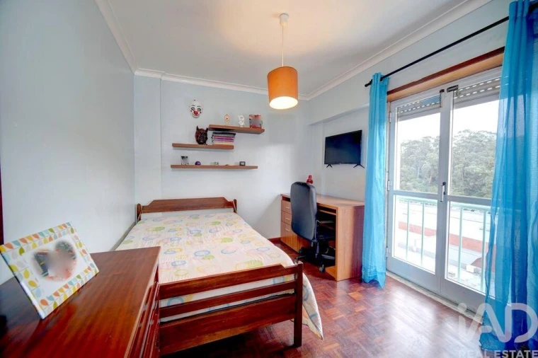 Apartamento T3 para Venda em Rio de Mouro Foto 12