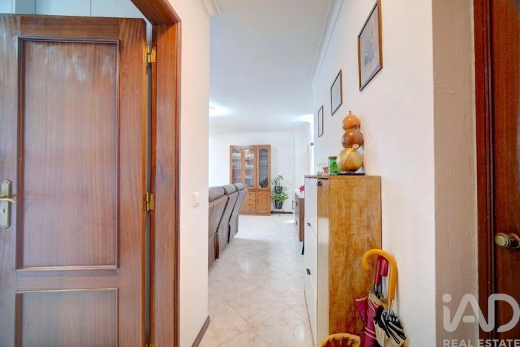 Apartamento T3 para Venda em Rio de Mouro Foto 6