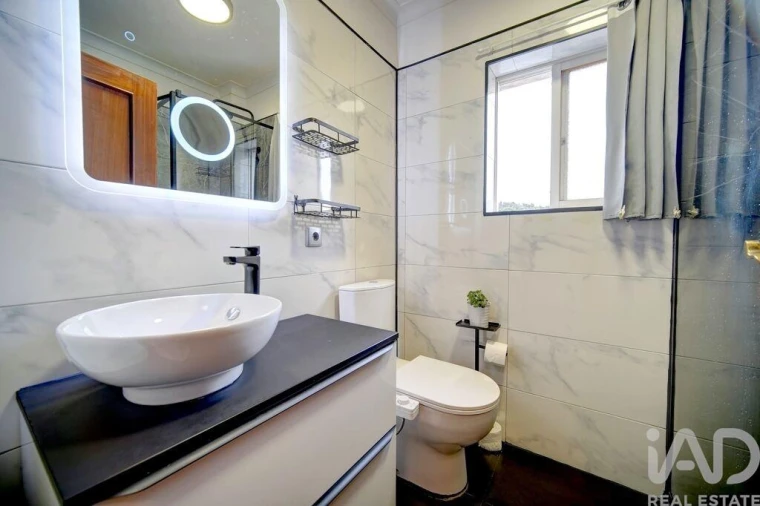 Apartamento T3 para Venda em Rio de Mouro Foto 16