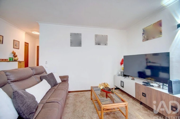 Apartamento T3 para Venda em Rio de Mouro Foto 4