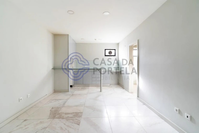 Loja para Venda em Matosinhos e Leça da Palmeira Foto 3