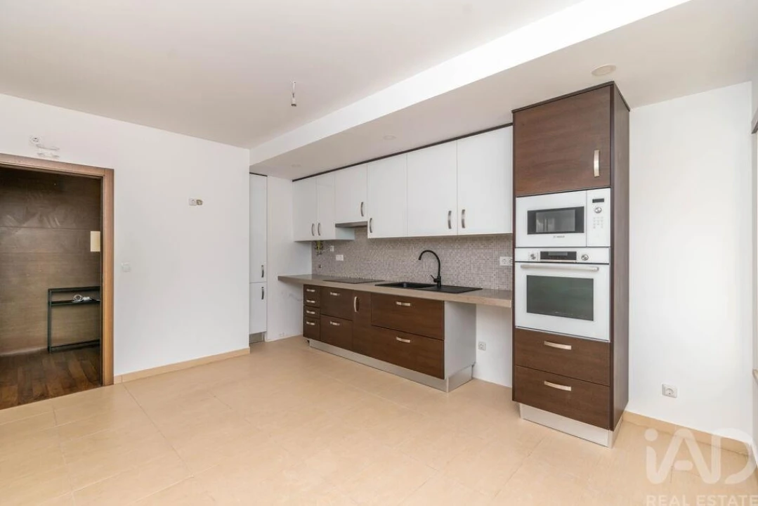 Apartamento T3 para Venda em Marinha Grande Foto 5