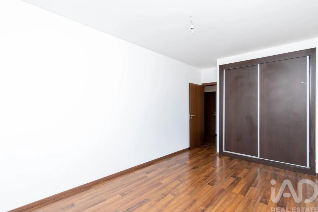 Apartamento T3 para Venda em Marinha Grande Foto 13