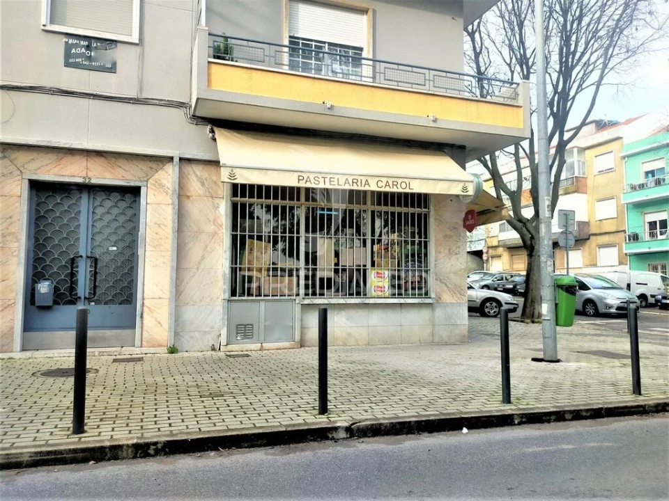 Loja para Venda em Alfragide Foto 18