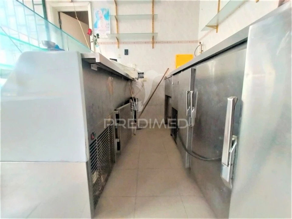 Loja para Venda em Alfragide Foto 8