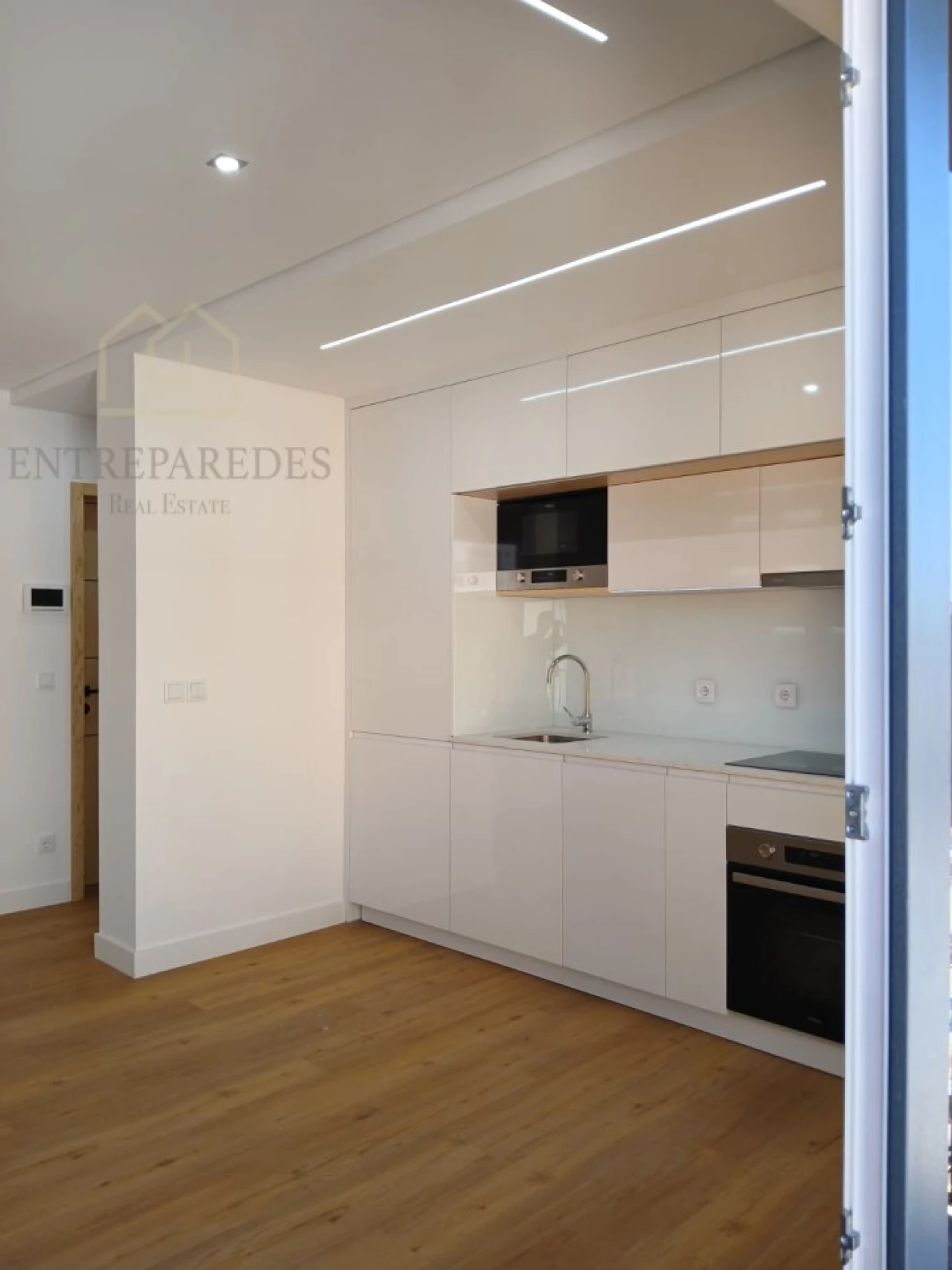 Apartamento T1 para Venda em Cedofeita, Santo Ildefonso, Sé, Miragaia, São Nicolau e Vitória Foto 10
