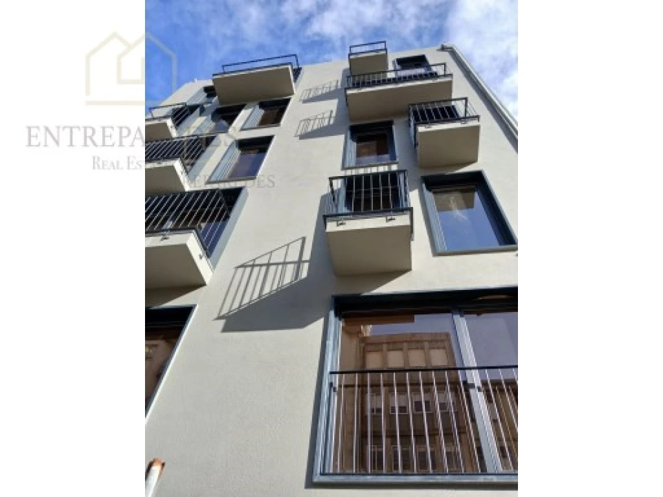 Apartamento T1 para Venda em Cedofeita, Santo Ildefonso, Sé, Miragaia, São Nicolau e Vitória Foto 16