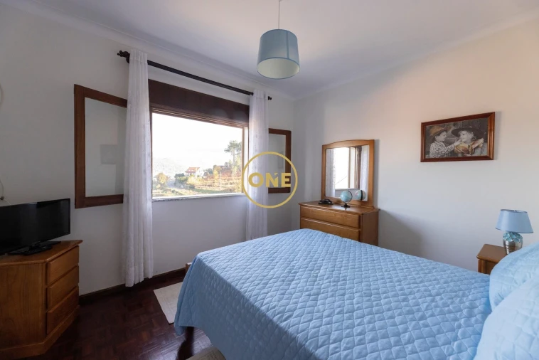 Moradia T4 para Venda em Merufe Foto 9