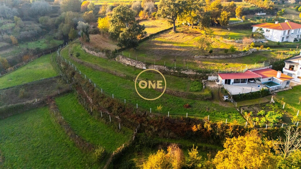 Moradia T4 para Venda em Merufe Foto 21