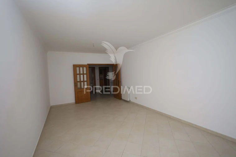 Apartamento T3 para Venda em São João Baptista Foto 1