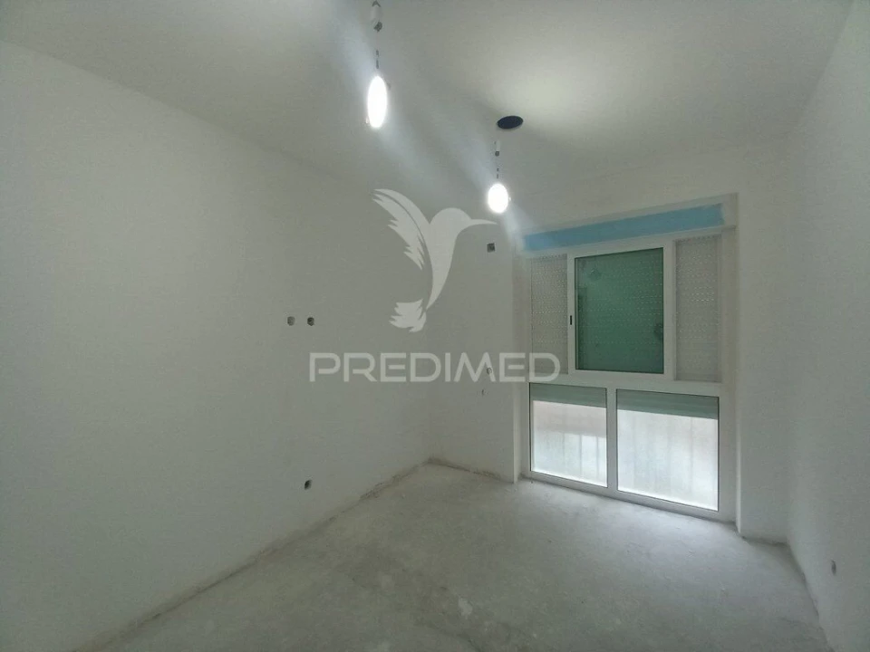 Apartamento T2 para Venda em Laranjeiro e Feijó Foto 7