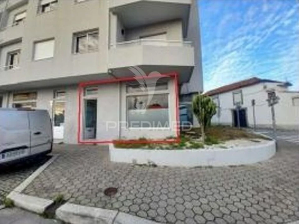 Loja para Venda em Mafamude e Vilar do Paraíso Foto 2