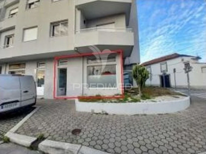 Loja para Venda em Mafamude e Vilar do Paraíso Foto 2