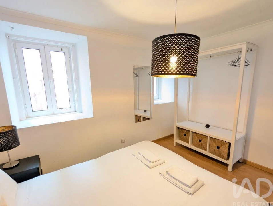 Apartamento T1 para Arrendamento em Misericórdia Foto 9