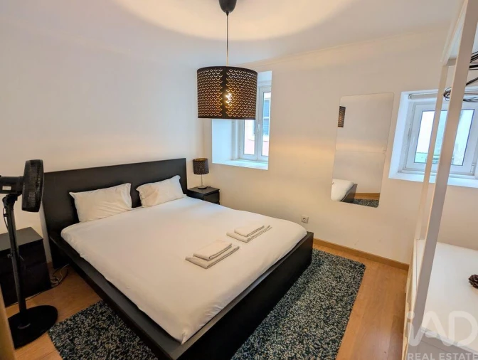 Apartamento T1 para Arrendamento em Misericórdia Foto 6