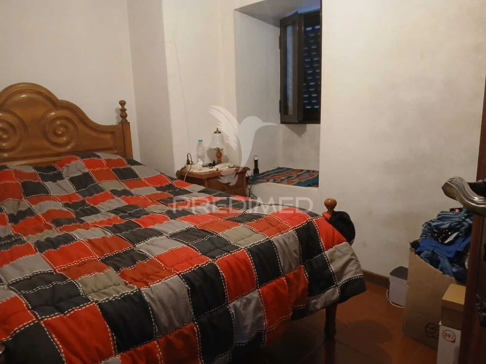 Moradia T3 para Venda em Calvos e Frades Foto 4