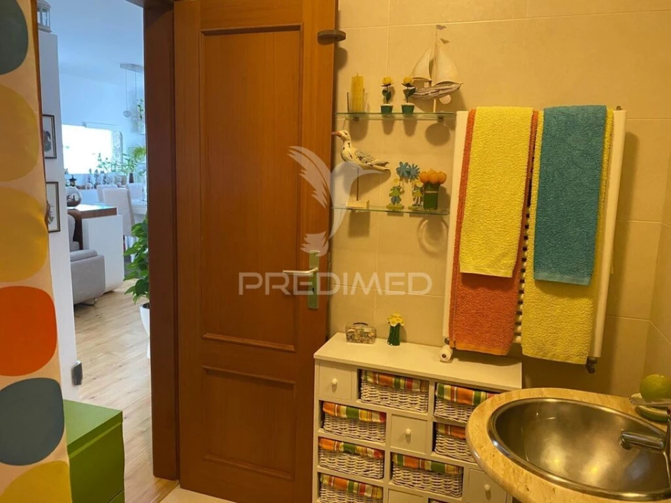 Moradia T4 para Venda em Samouco Foto 8