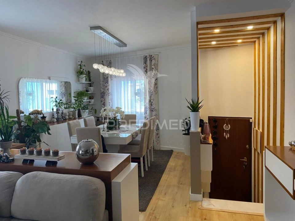 Moradia T4 para Venda em Samouco Foto 5