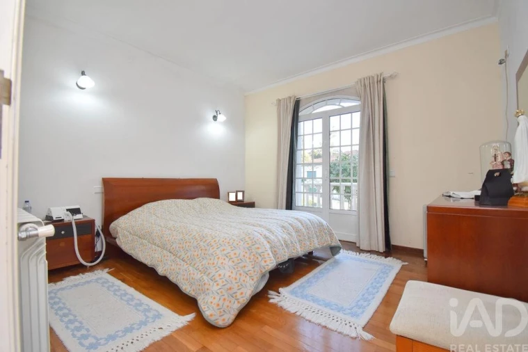 Moradia T5 para Venda em Lamas Foto 9