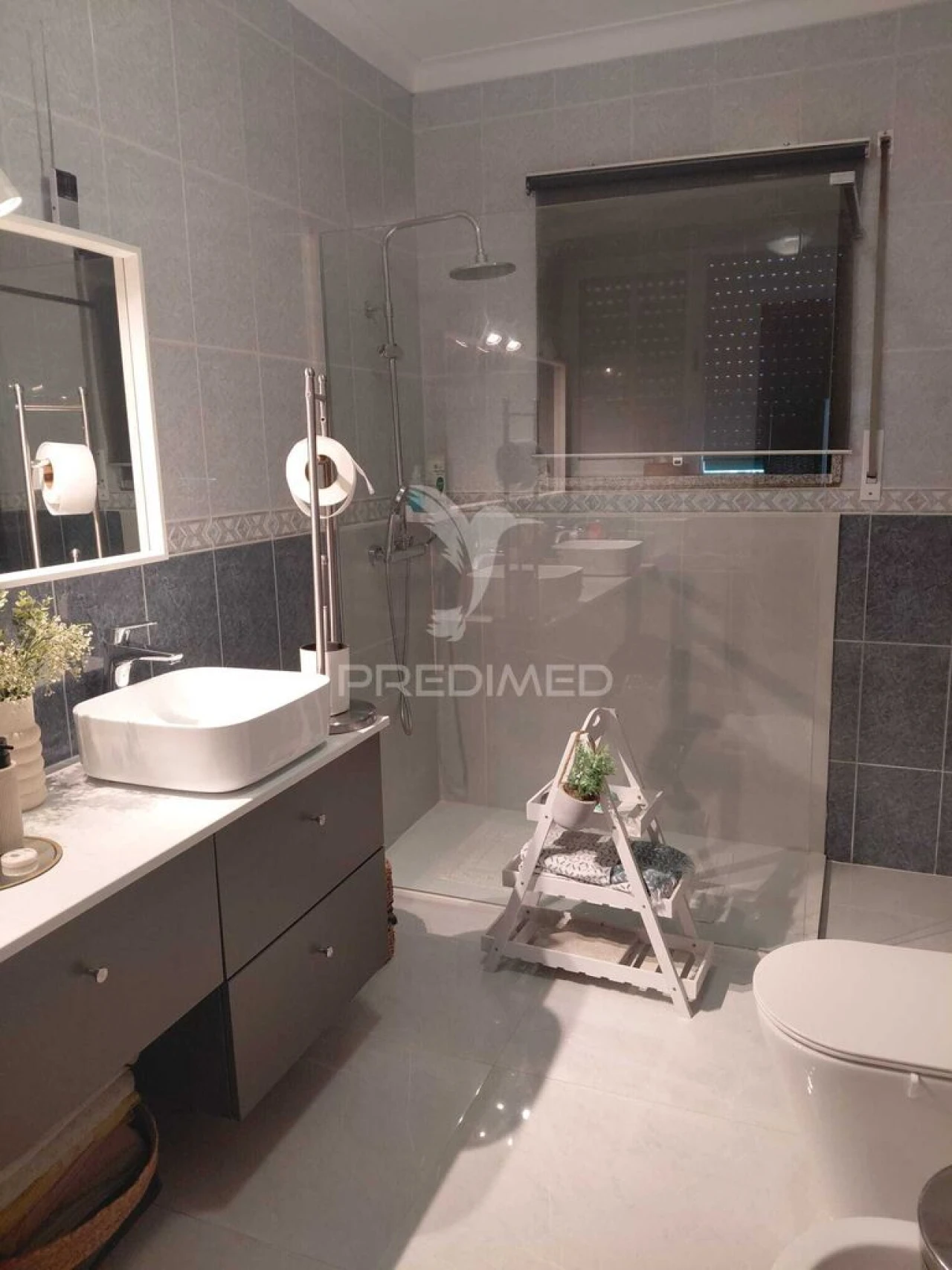 Moradia T3 para Venda em Idães Foto 5