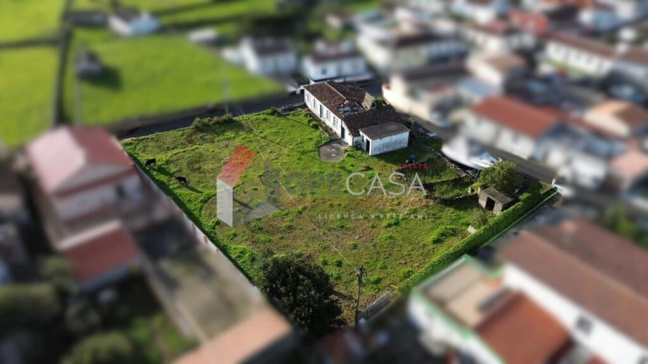 Moradia T2 para Venda em Praia da Vitoria (Santa Cruz) Foto 14