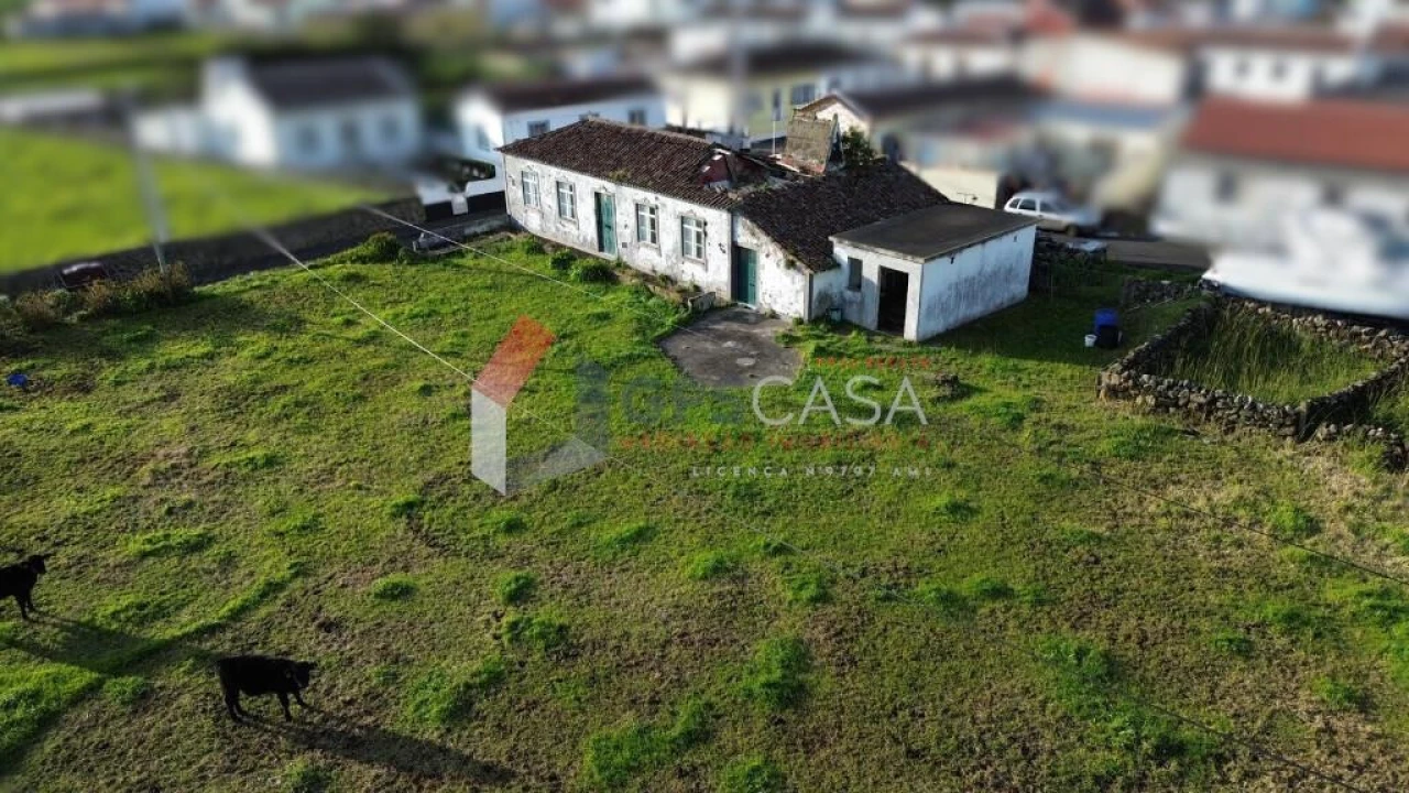 Moradia T2 para Venda em Praia da Vitoria (Santa Cruz) Foto 7