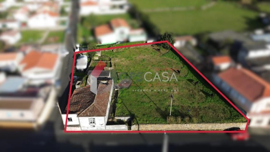 Moradia T2 para Venda em Praia da Vitoria (Santa Cruz)